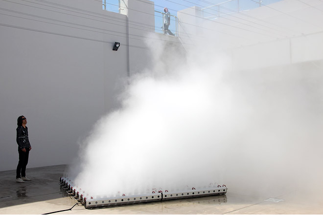 19.07.2014 Shiro Takatani-composition- 2013-Fog machine (water, nozzle, pump) and motorised mirror Commissioned by Sharjah Art Foundation